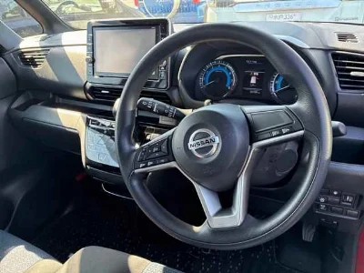 NISSAN ROOX 3