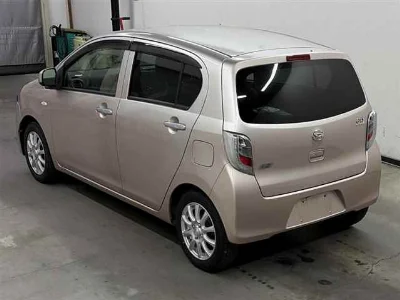 DAIHATSU MIRA E S 2