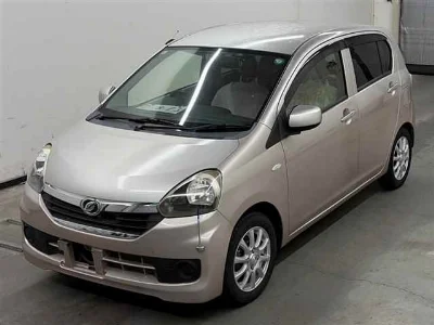 DAIHATSU MIRA E S 4
