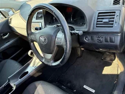 TOYOTA AVENSIS WAGON