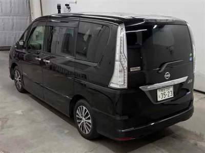 NISSAN SERENA 2