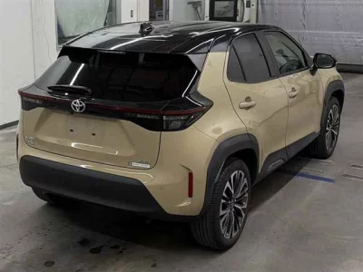 TOYOTA YARIS CROSS