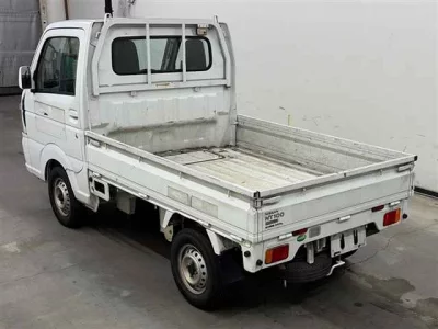 NISSAN CLIPPER TRUCK