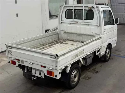 NISSAN CLIPPER TRUCK