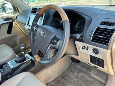 TOYOTA LAND CRUISER PRADO 2