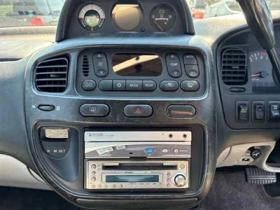 MITSUBISHI DELICA