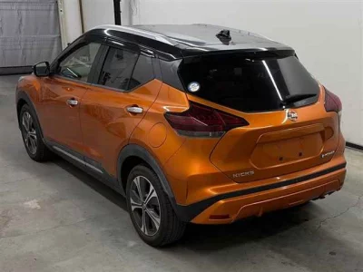 NISSAN KICKS