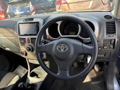 TOYOTA RUSH