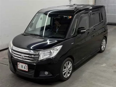 MITSUBISHI DELICA D2