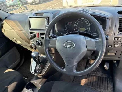 DAIHATSU BEGO