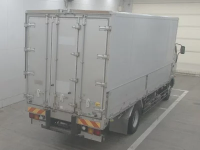 MITSUBISHI FUSO
