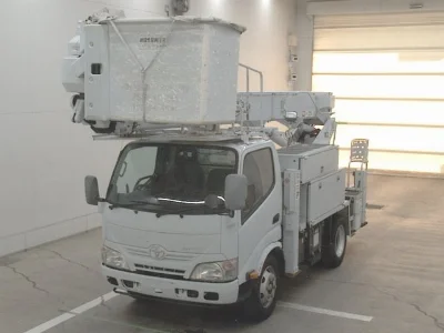 TOYOTA DYNA