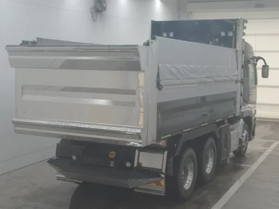 MITSUBISHI FUSO