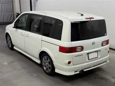 NISSAN LAFESTA