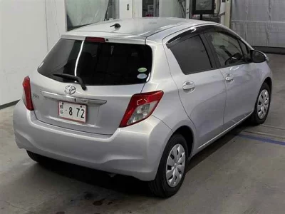 TOYOTA VITZ