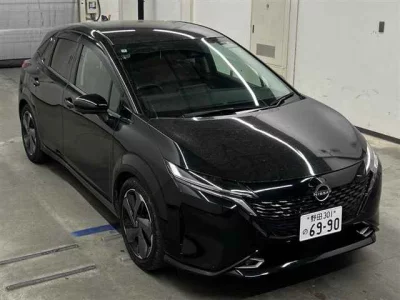 NISSAN AURA