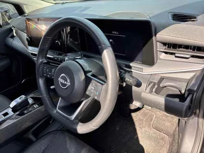 NISSAN AURA