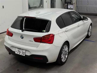 BMW 1 SERIES