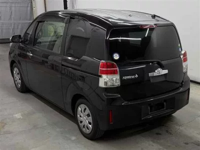 TOYOTA SPADE