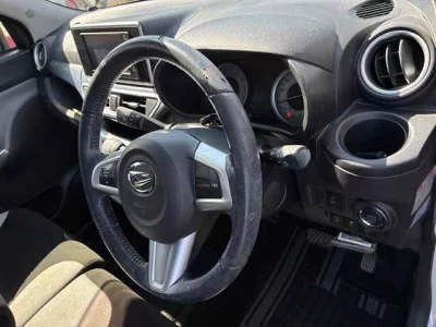 Daihatsu Cast Activa