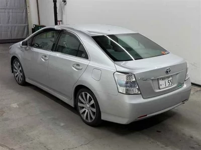 TOYOTA SAI