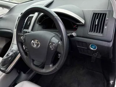 TOYOTA SAI