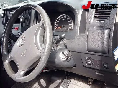 TOYOTA TOWN ACE VAN
