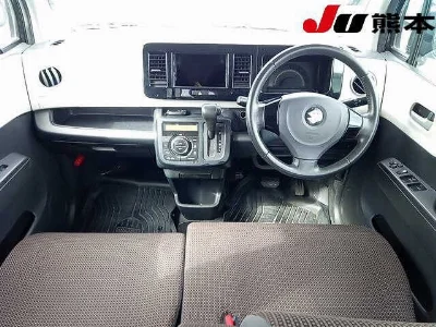 SUZUKI MRWAGON