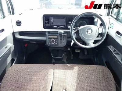 SUZUKI MRWAGON
