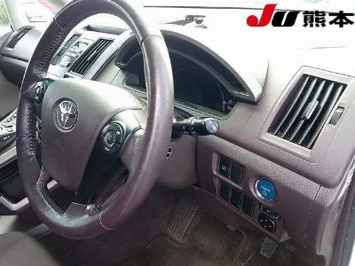 TOYOTA SAI