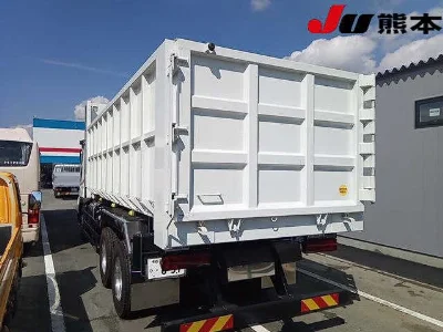 MITSUBISHI FUSO SUPER GREAT