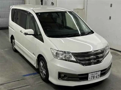 NISSAN SERENA