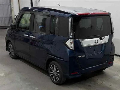 TOYOTA TANK