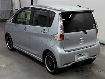 MITSUBISHI EK CUSTOM