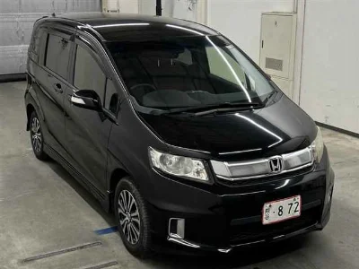 HONDA FREED SPIKE