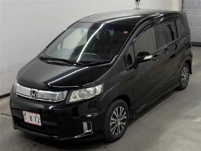 HONDA FREED SPIKE
