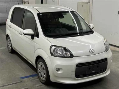 TOYOTA PORTE