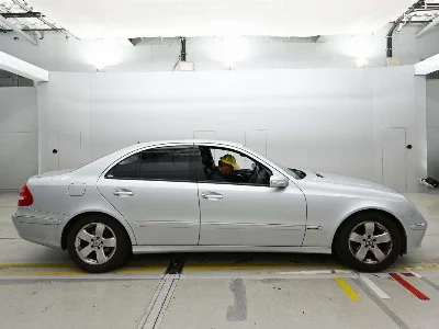 MERCEDES BENZ E CLASS