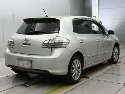 TOYOTA BLADE