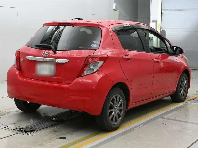 TOYOTA VITZ