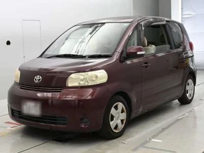 TOYOTA PORTE