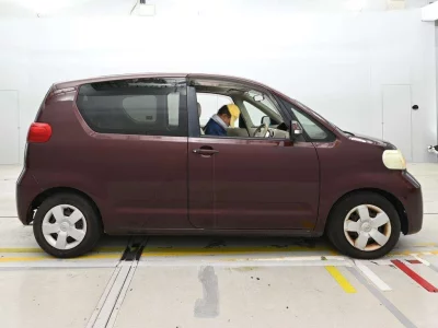 TOYOTA PORTE