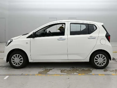 DAIHATSU MIRA E S 4