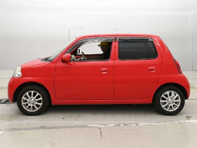 DAIHATSU ESSE 4