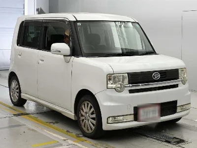 DAIHATSU MOVE CONTE 3