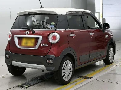 DAIHATSU CAST 2