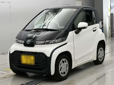 TOYOTA C+POD