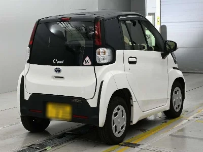 TOYOTA C+POD