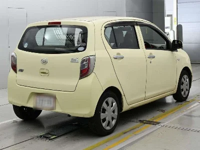 DAIHATSU MIRA E S 2