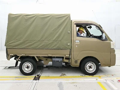 DAIHATSU HIJET TRUCK 3